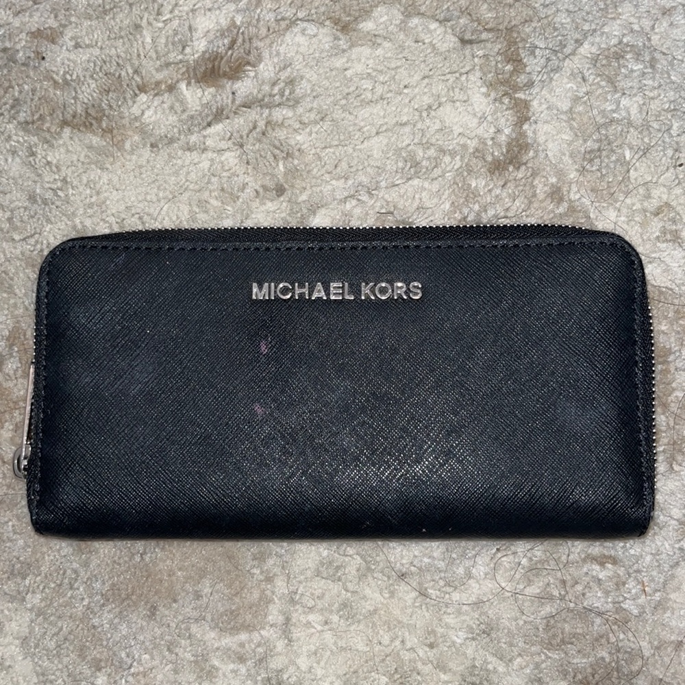 Michael Kors Black Wallet - Used.